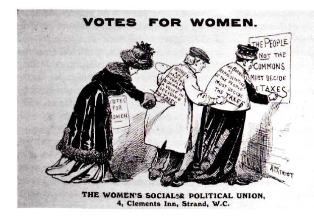 Drei Frauen in traditioneller Kleidung halten ein Papier mit der Aufschrift "Stimmrecht für Frauen: Die Women's Social & Political Union" gegen einen hellblauen Himmel mit weißen Wolken.